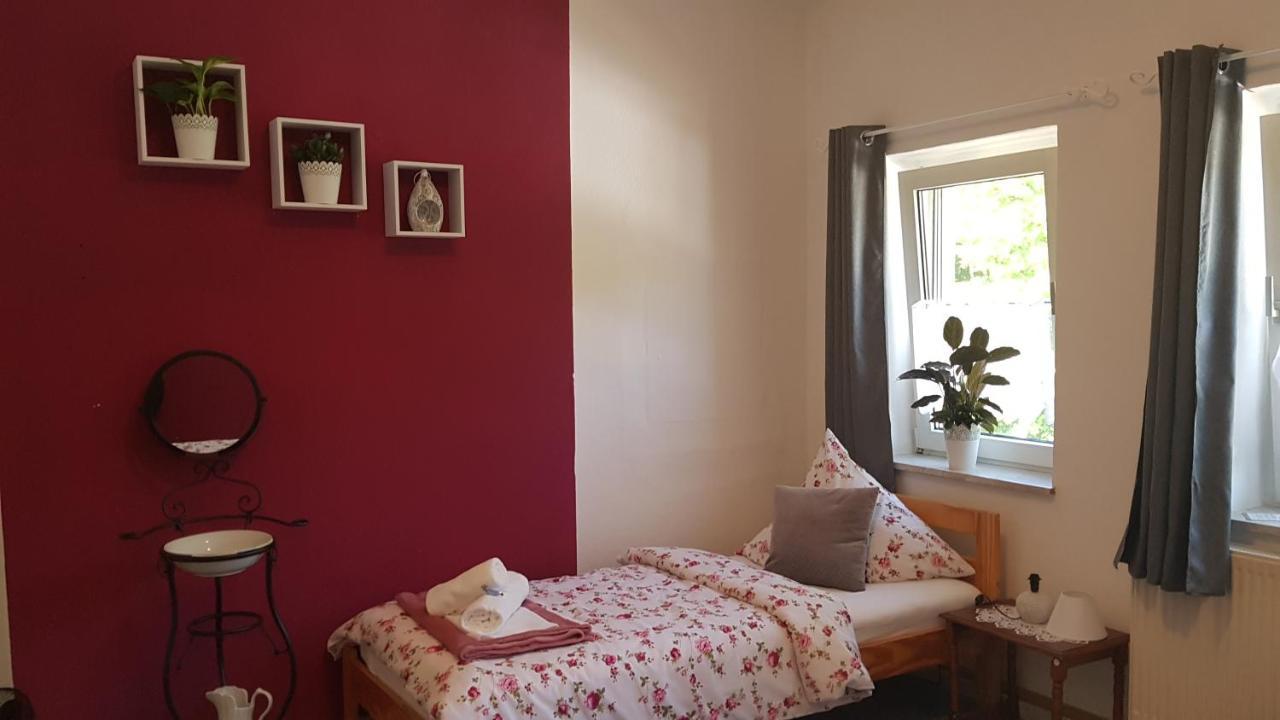 Gasthaus Alter Bahnhof Hotel Metzdorf Eksteriør billede