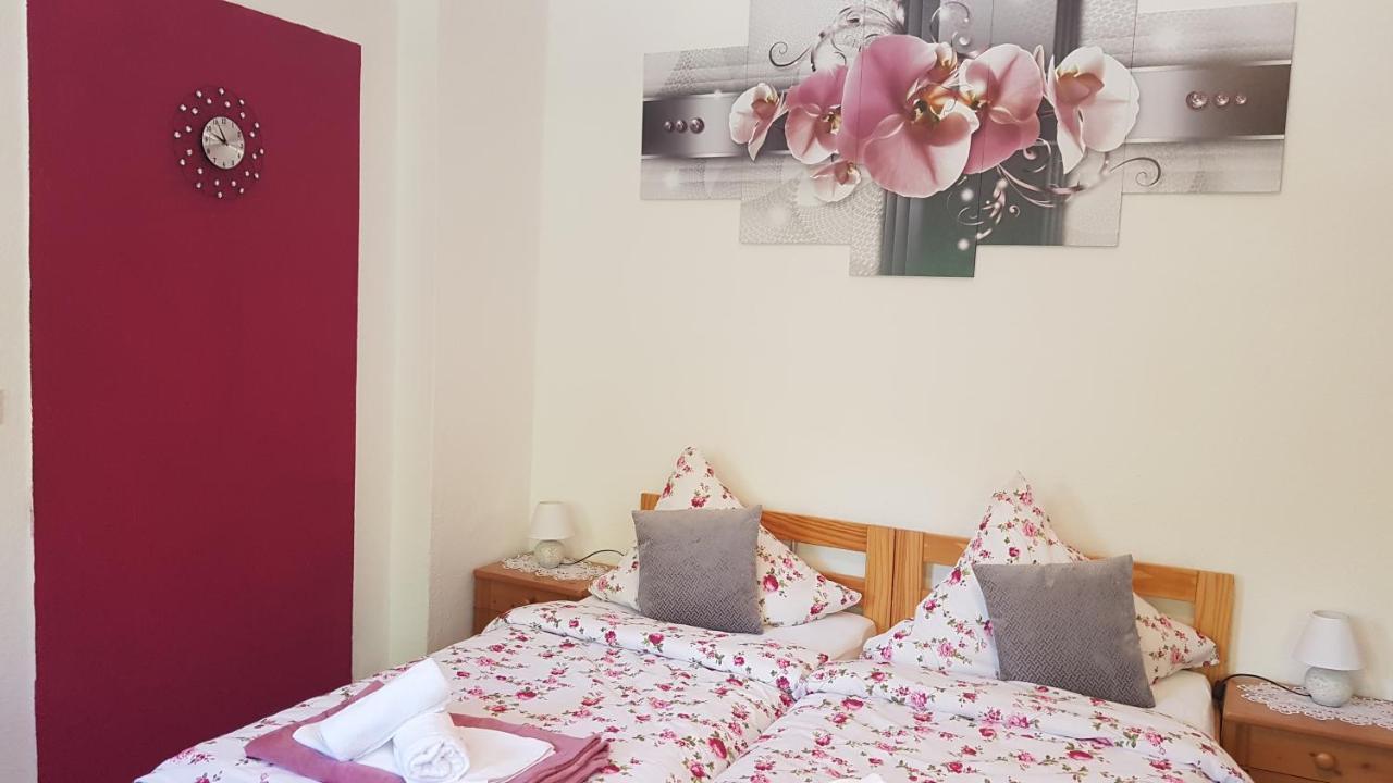 Gasthaus Alter Bahnhof Hotel Metzdorf Eksteriør billede