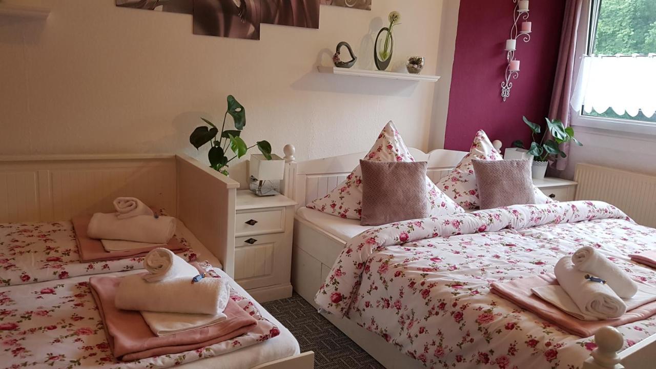 Gasthaus Alter Bahnhof Hotel Metzdorf Eksteriør billede
